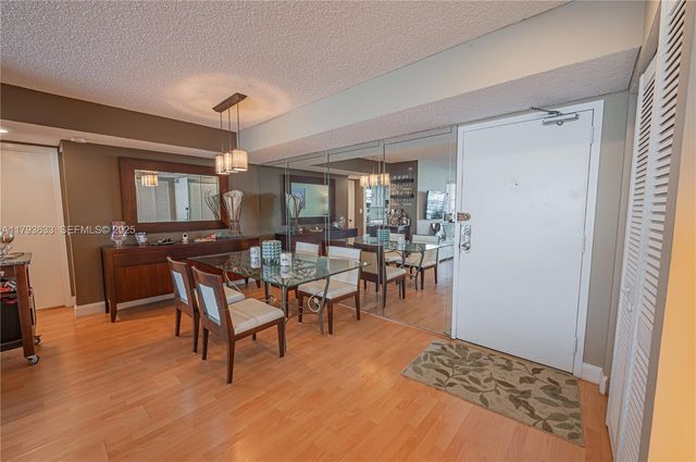 301 174th Street 401, Sunny Isles Beach, FL 33160