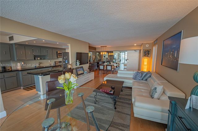301 174th Street 401, Sunny Isles Beach, FL 33160
