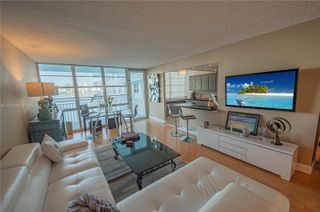 301 174th Street 401, Sunny Isles Beach, FL 33160