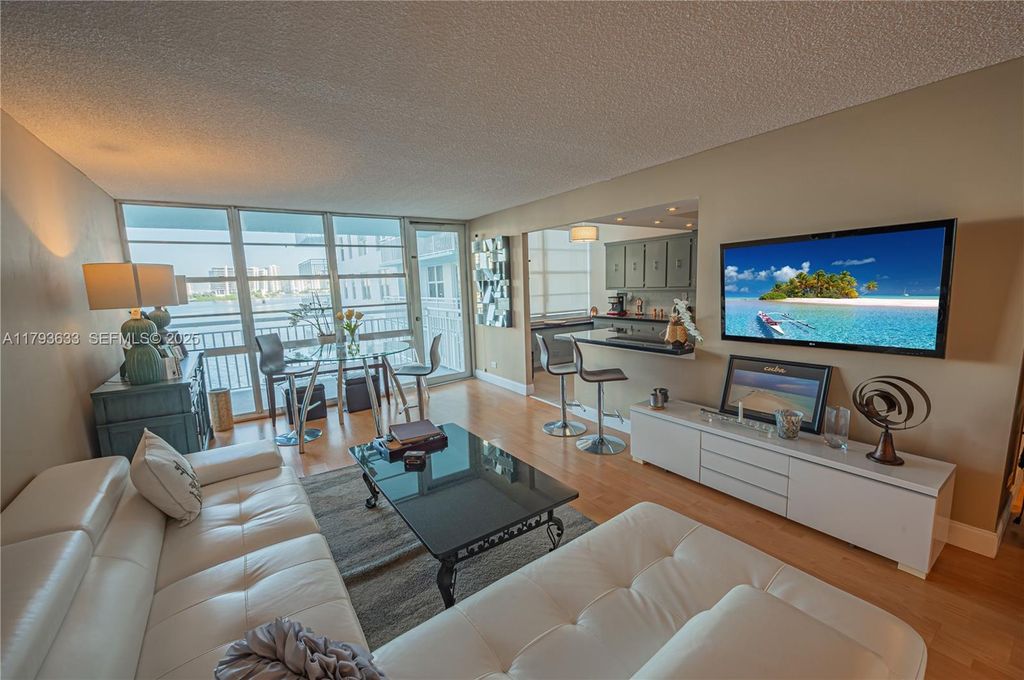 301 174th Street 401, Sunny Isles Beach, FL 33160