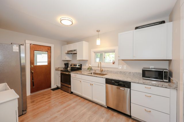 24 Gorham Street, Manchester, NH 03102