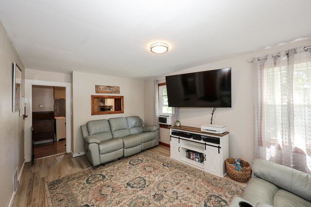 24 Gorham Street, Manchester, NH 03102