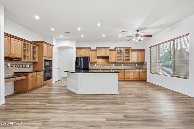 3306 N Mansfield Drive, Litchfield Park, AZ 85340