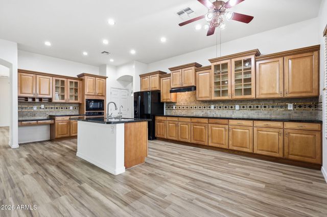 3306 N Mansfield Drive, Litchfield Park, AZ 85340