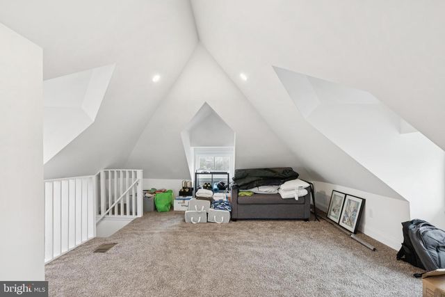 28 W HADDON AVE, Oaklyn, NJ 08107