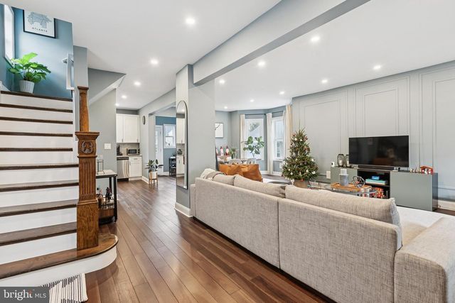 28 W HADDON AVE, Oaklyn, NJ 08107