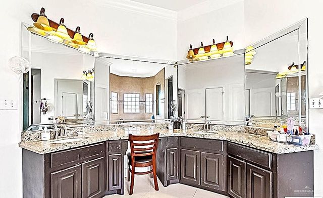 450 Bobcat Street, San Benito, TX 78586