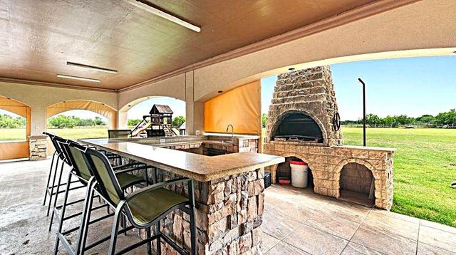 450 Bobcat Street, San Benito, TX 78586