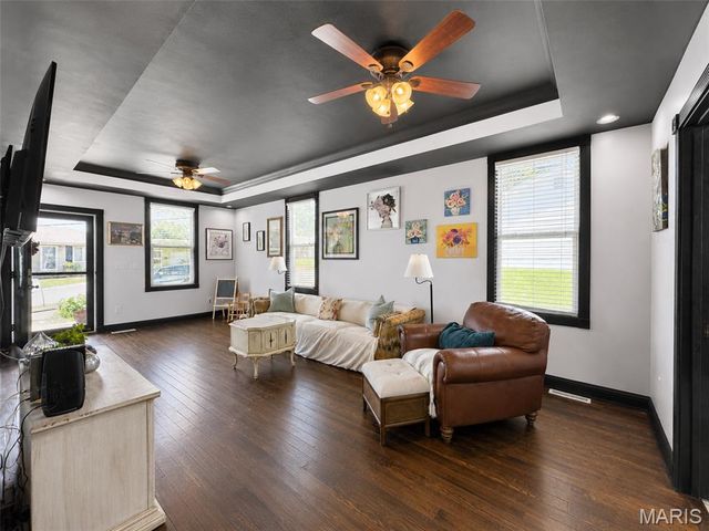 641 W Ninth Street, Washington, MO 63090