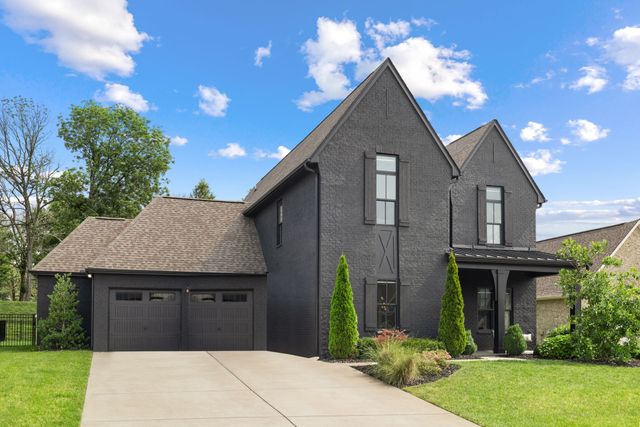 6012 Emma Victoria Dr, Franklin, TN 37064