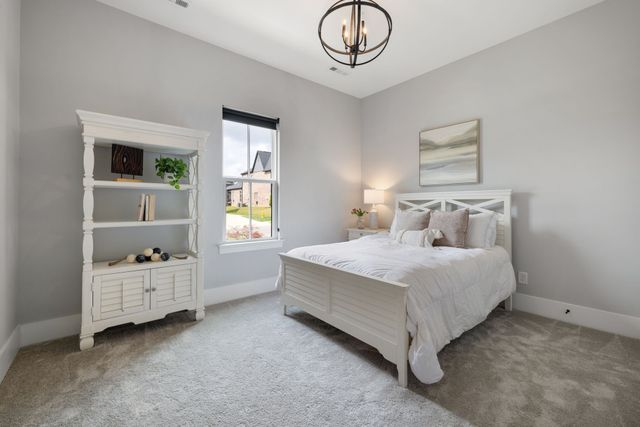 6012 Emma Victoria Dr, Franklin, TN 37064