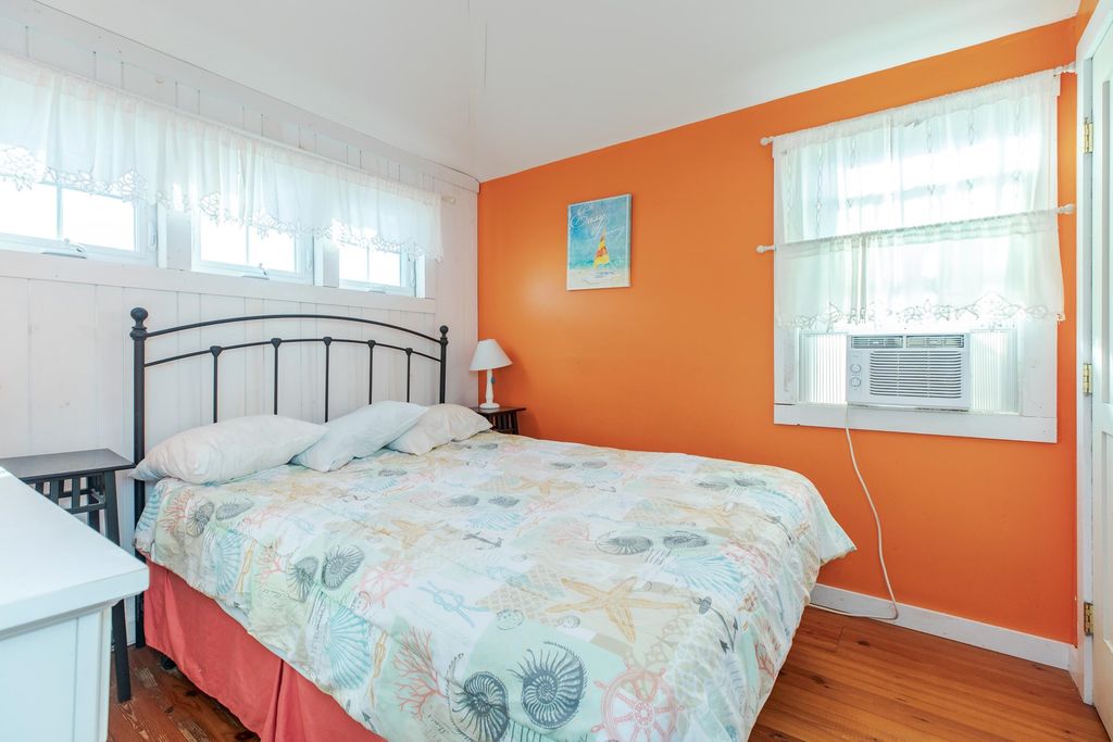 Image 22 of property listing at 15 Perkins Avenue, Hampton, NH 03842