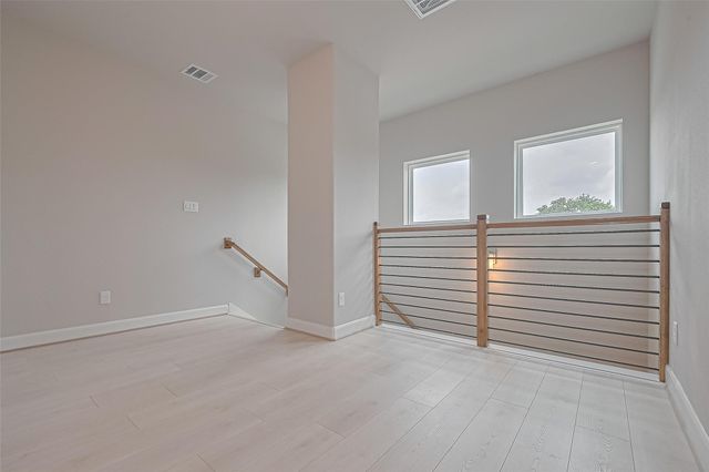 8933 Grovner Place, Houston, TX 77055