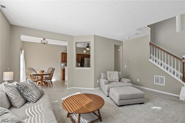 1370 N Yorkshire Drive, Broadview Heights, OH 44147