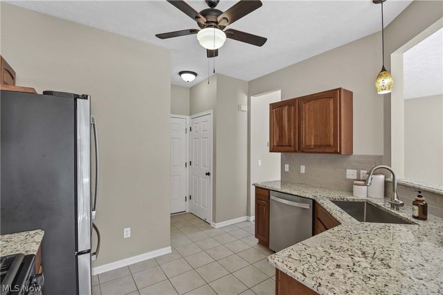 1370 N Yorkshire Drive, Broadview Heights, OH 44147