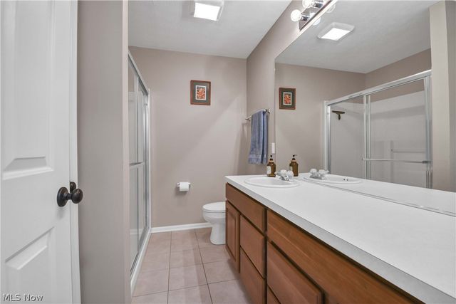 1370 N Yorkshire Drive, Broadview Heights, OH 44147