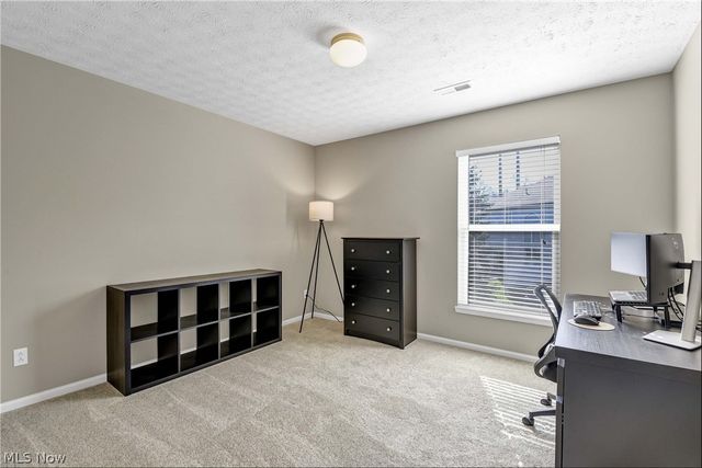 1370 N Yorkshire Drive, Broadview Heights, OH 44147