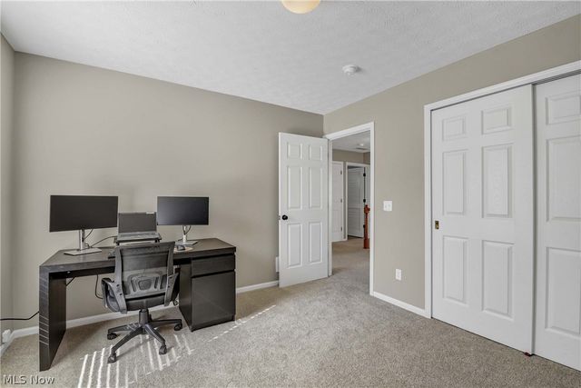1370 N Yorkshire Drive, Broadview Heights, OH 44147