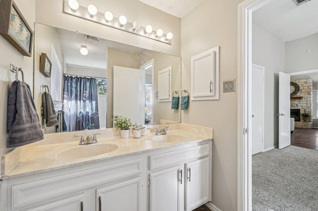 1503 Lantana DR, Round Rock, TX 78664