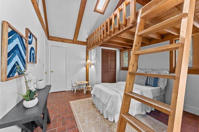 1502 HAVEN BEND, Tampa, FL 33613