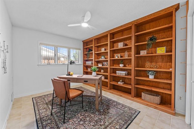 1502 HAVEN BEND, Tampa, FL 33613