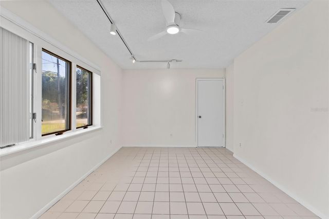 1502 HAVEN BEND, Tampa, FL 33613