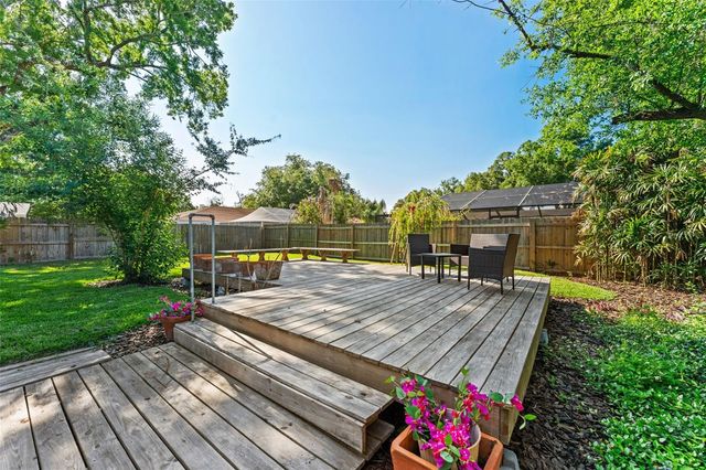 1502 HAVEN BEND, Tampa, FL 33613