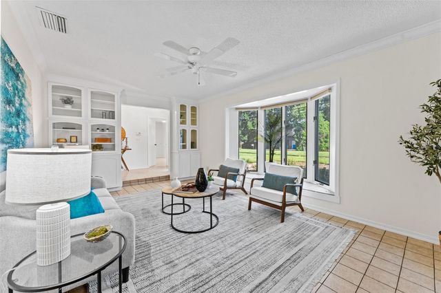 1502 HAVEN BEND, Tampa, FL 33613