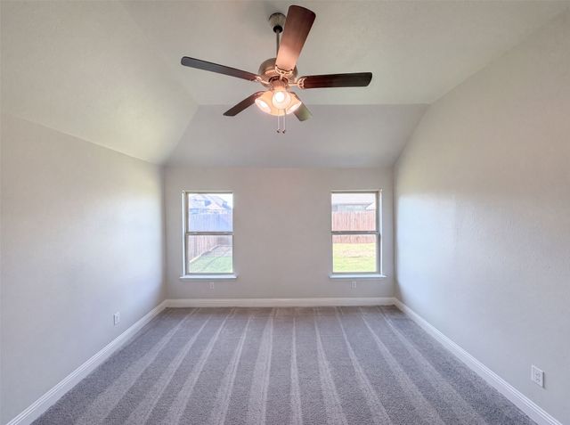 1530 Woodmere Drive, Krum, TX 76249