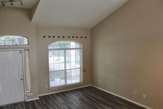 14704 La Llorona LN, Austin, TX 78717