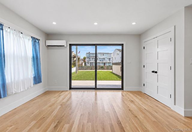 55 Alhambra Road, Massapequa, NY 11758