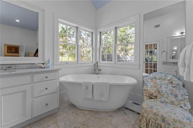 18318 Woodland Drive, Fairhope, AL 36532