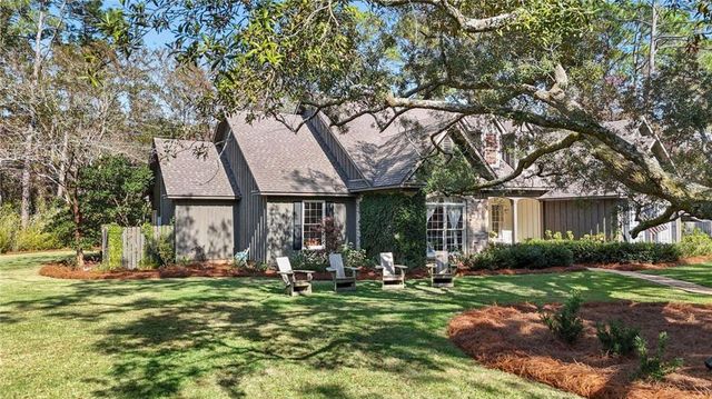 18318 Woodland Drive, Fairhope, AL 36532