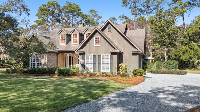 18318 Woodland Drive, Fairhope, AL 36532