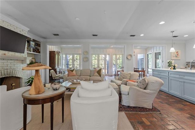 18318 Woodland Drive, Fairhope, AL 36532