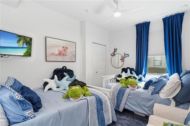 9476 Napoli LN 101, Naples, FL 34113