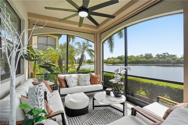 9476 Napoli LN 101, Naples, FL 34113