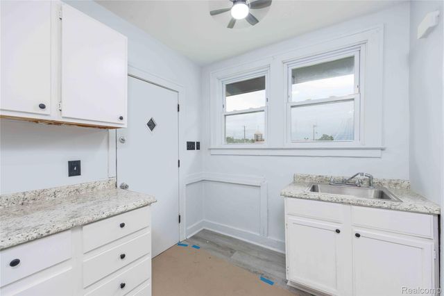 3485 Parker Street, Detroit, MI 48214