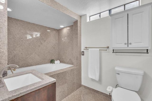 1068 Fairhill Ter, Spring Valley, CA 91977