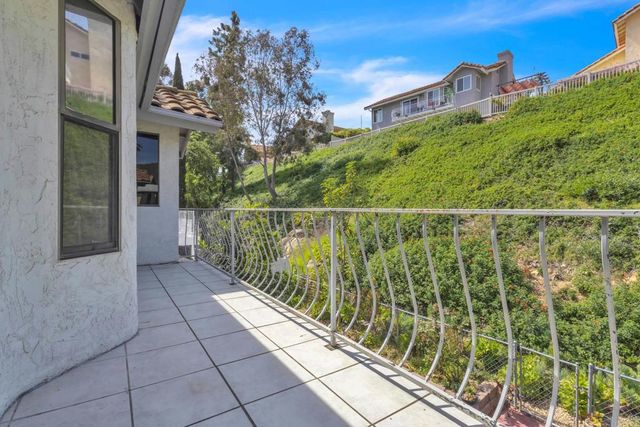 1068 Fairhill Ter, Spring Valley, CA 91977