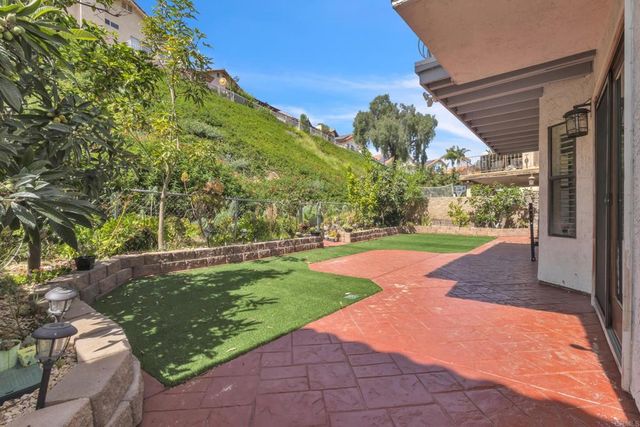 1068 Fairhill Ter, Spring Valley, CA 91977