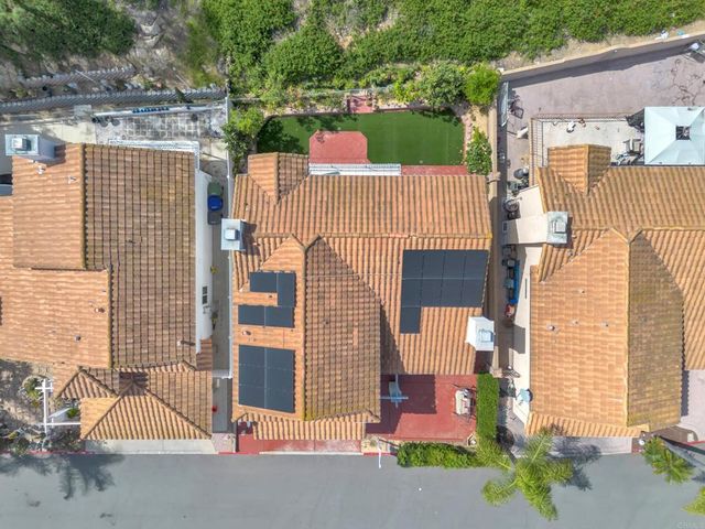 1068 Fairhill Ter, Spring Valley, CA 91977