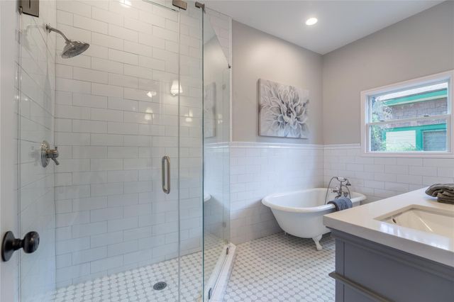 4706 Junius Street, Dallas, TX 75246