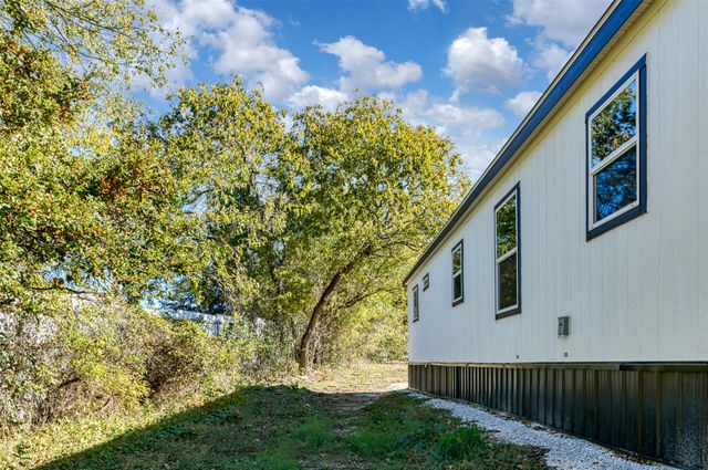 700 Alaska Street, Keene, TX 76059