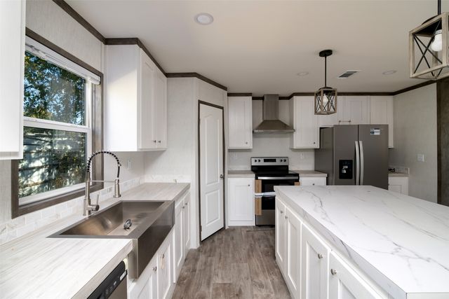 700 Alaska Street, Keene, TX 76059