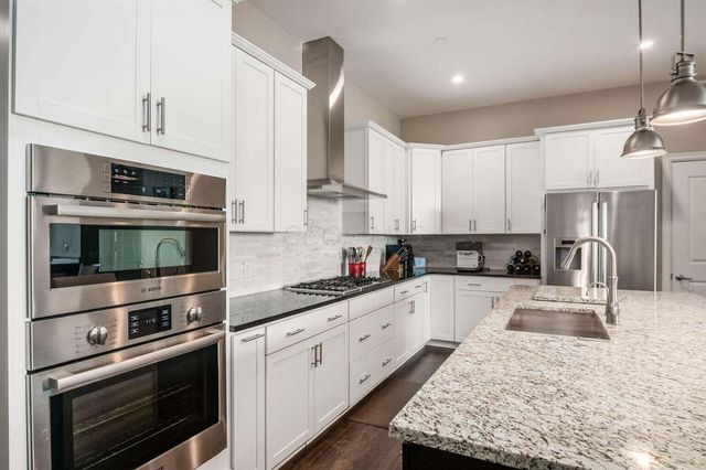 250 W Spring Street, 723, Columbus, OH 43215