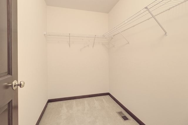 23055 IRONWOOD Drive, Plainfield, IL 60586