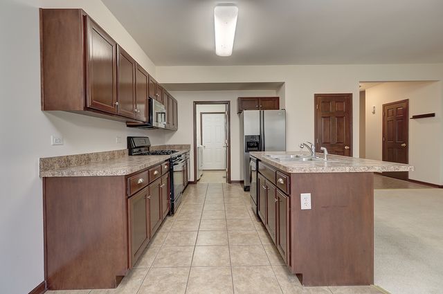 23055 IRONWOOD Drive, Plainfield, IL 60586