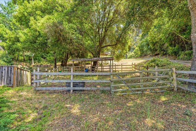 284 Brooktree Ranch Road, Aptos, CA 95003