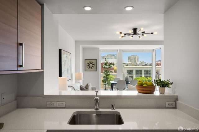555 4th Street 609, San Francisco, CA 94107